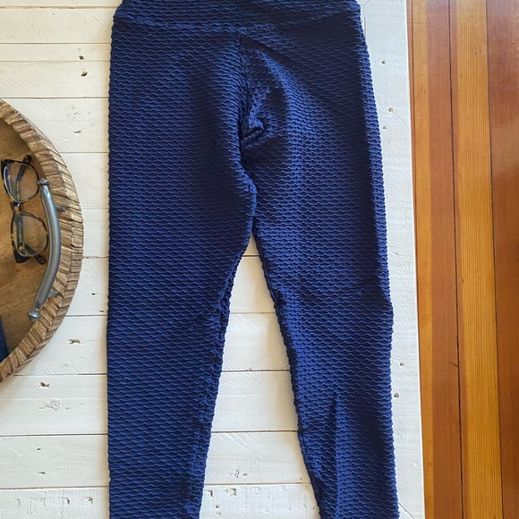 BBB Croco Skin Leggings - Picture 4 of 5